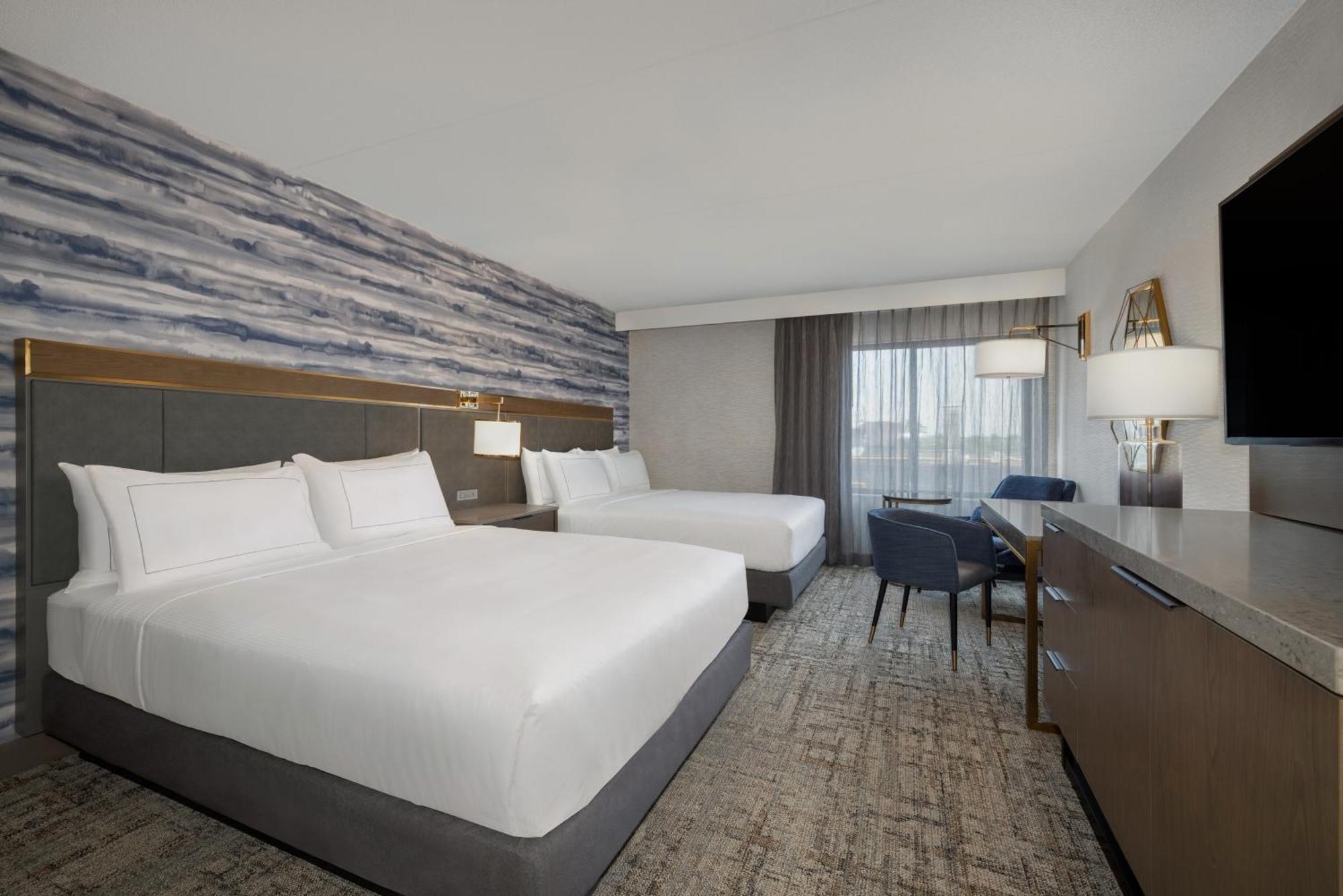 Ambassador Hotel & Conference Resort Kingston Buitenkant foto