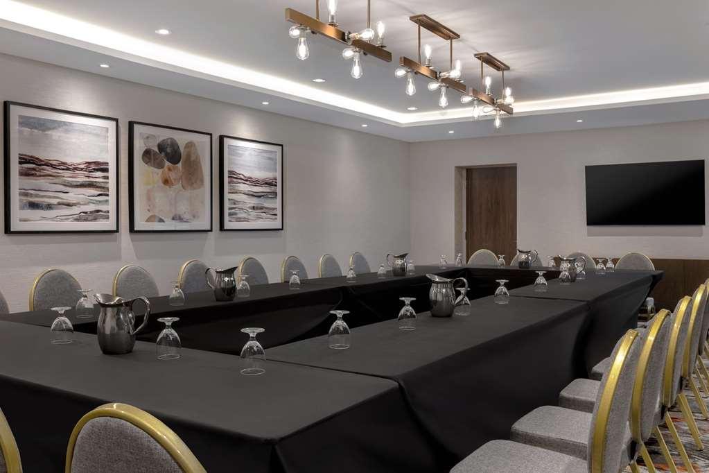 Ambassador Hotel & Conference Resort Kingston Faciliteiten foto